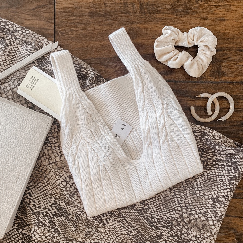 Aritzia Wilfred Knit Top